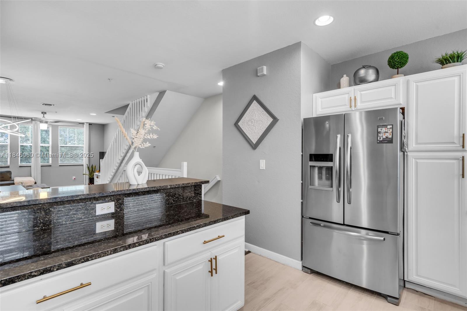 447 Corte Madera Ln # 3