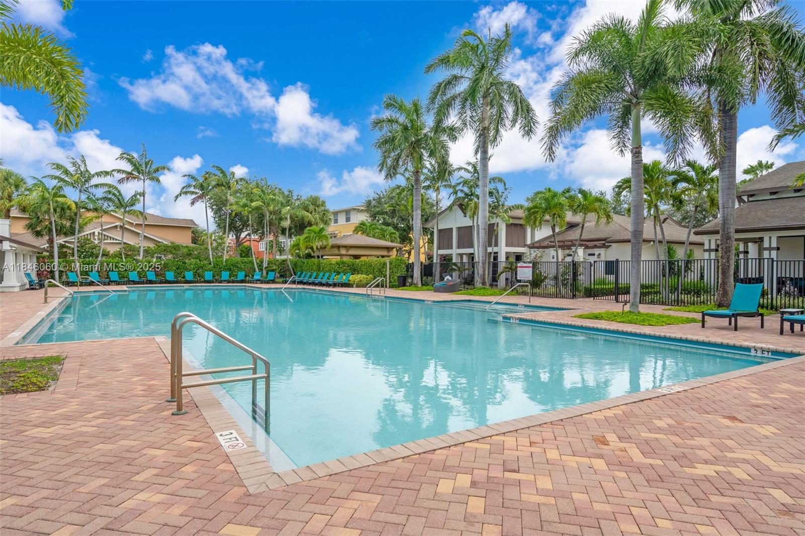 447 Corte Madera Ln # 3