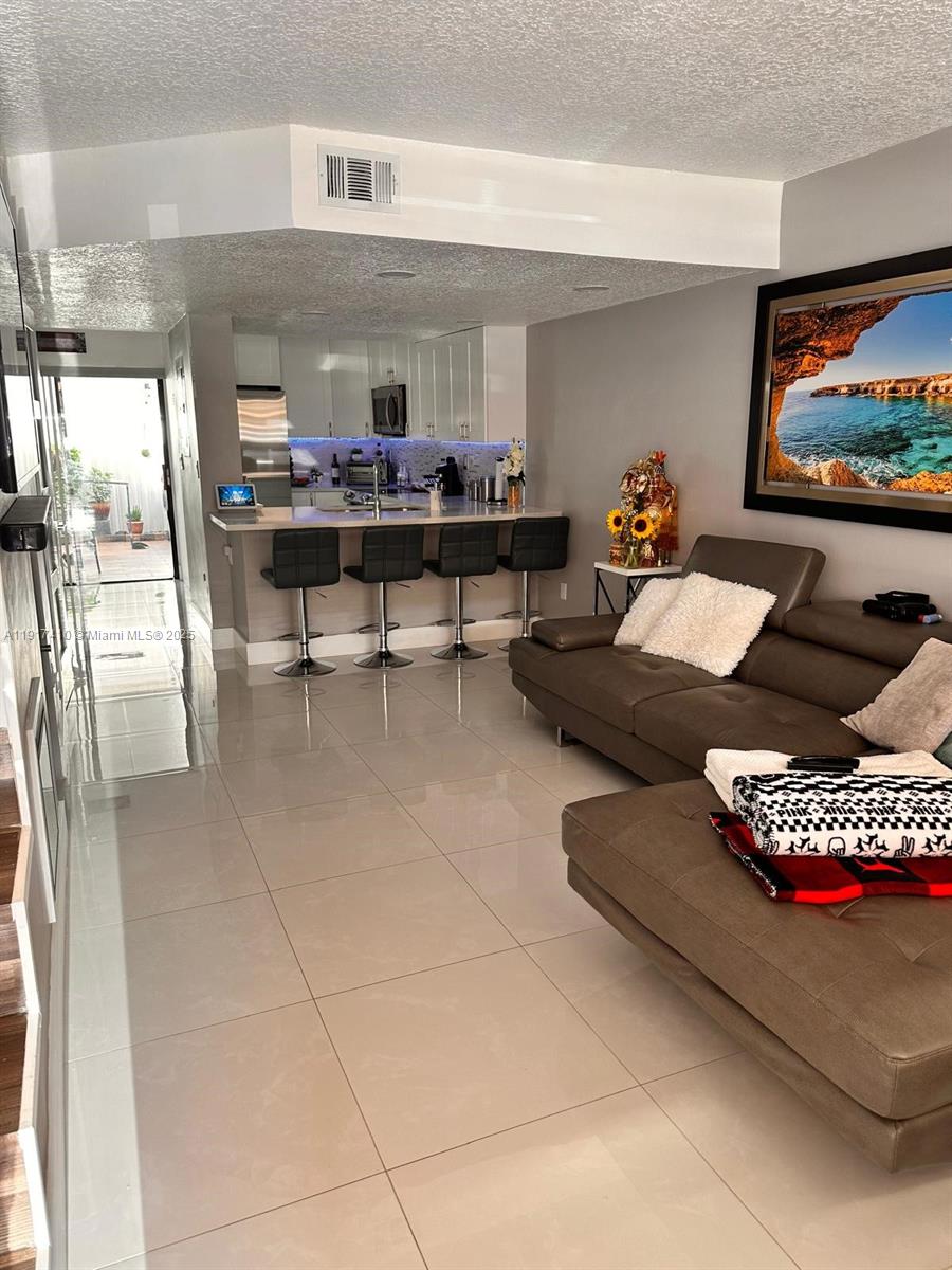 2211 W 53rd Pl # 2225