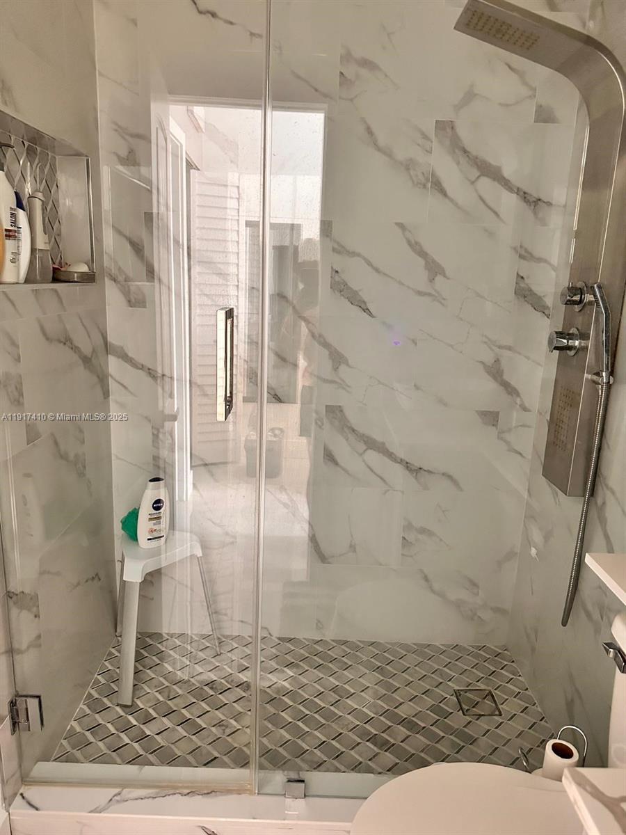 2211 W 53rd Pl # 2225