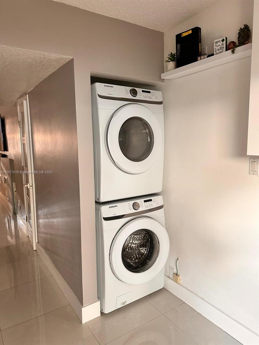 2211 W 53rd Pl # 2225