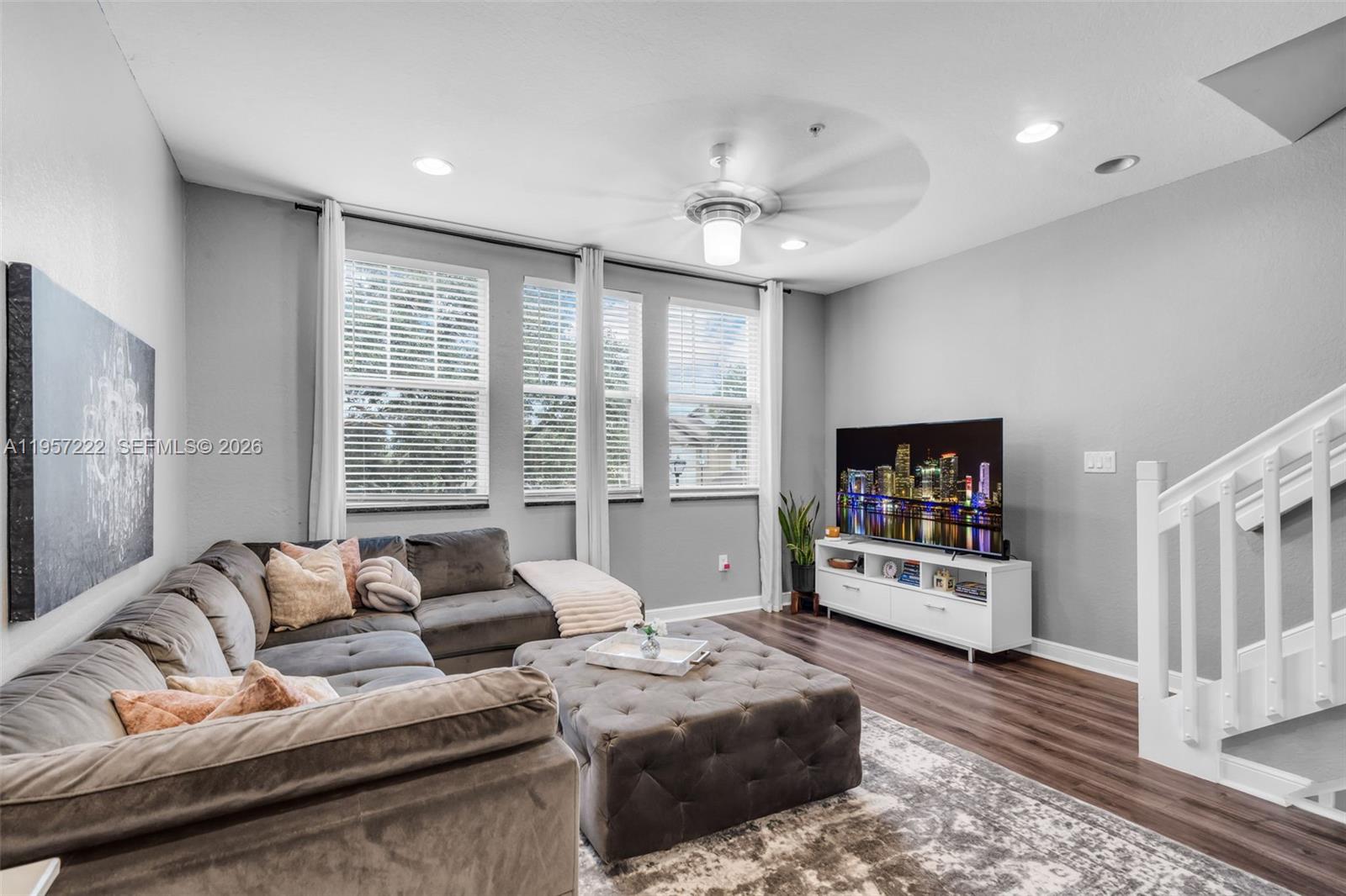 447 Corte Madera Ln # 3