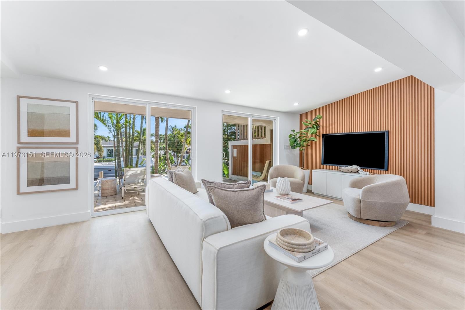 2548 Tortugas Ln