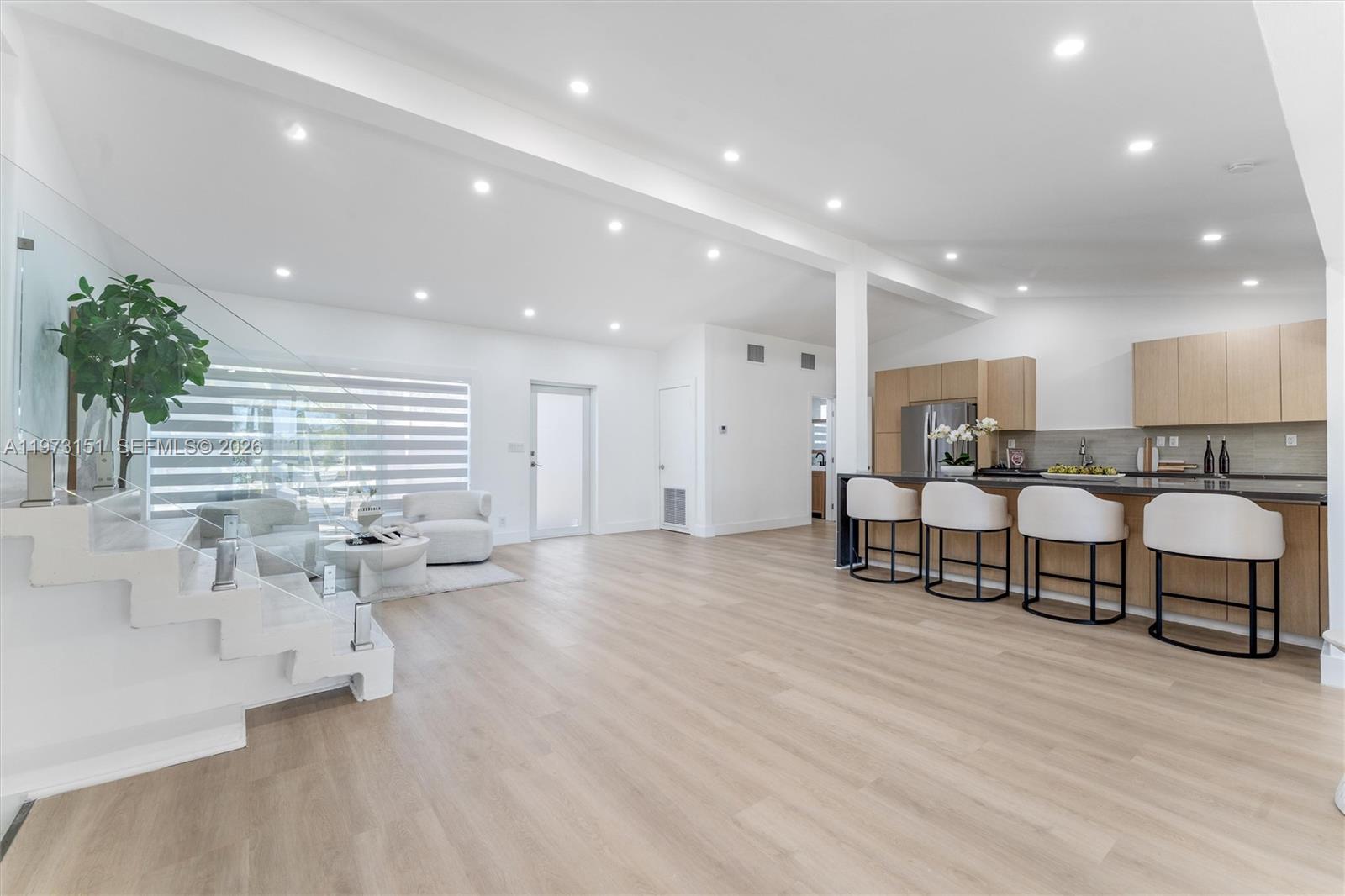 2548 Tortugas Ln