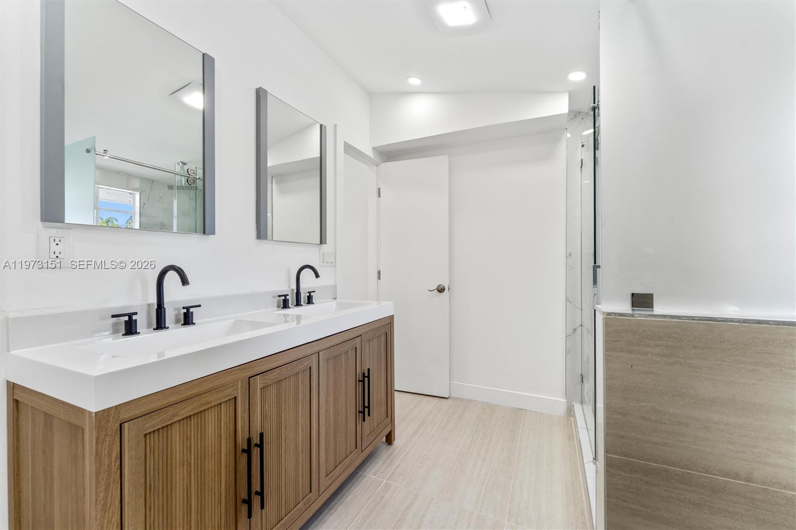 2548 Tortugas Ln