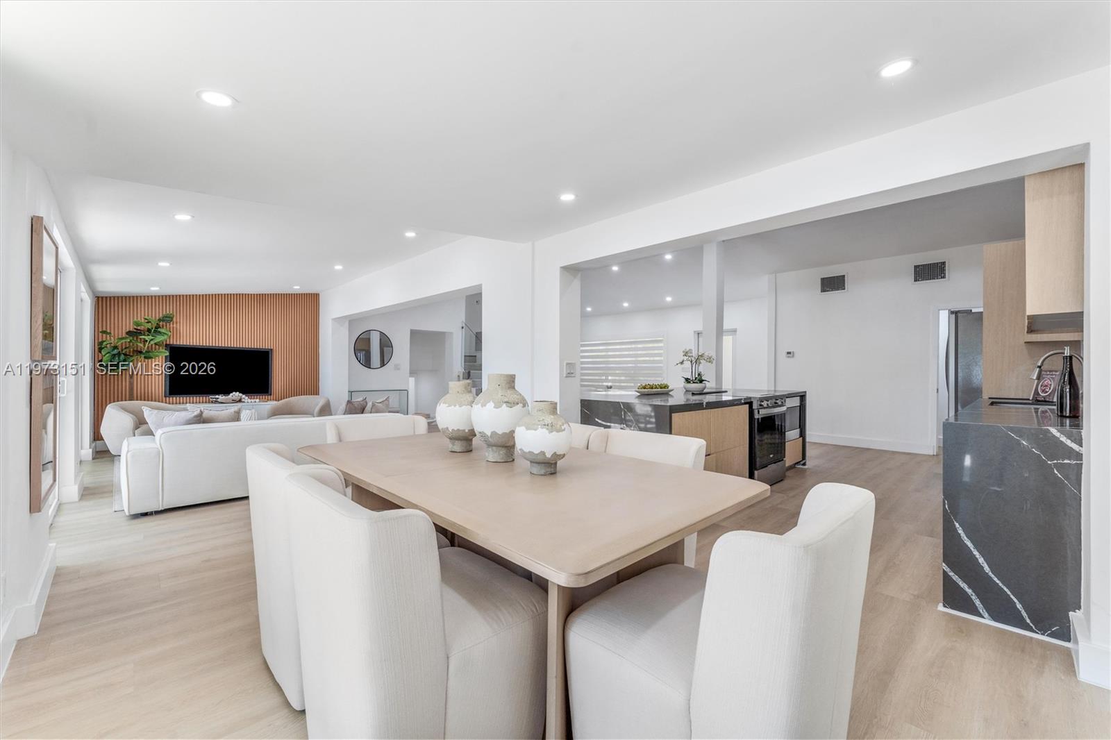 2548 Tortugas Ln