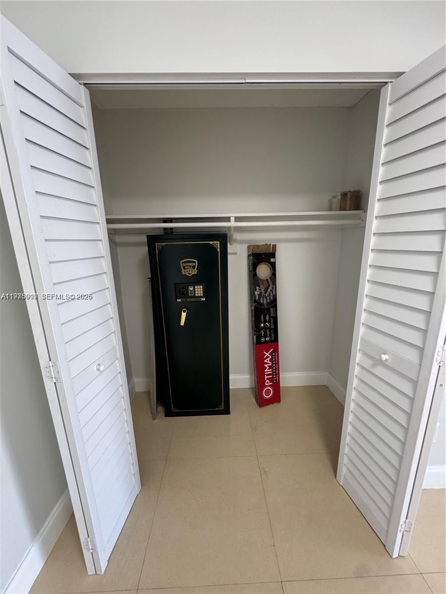 7745 SW 86th St # 315 Unit: D-315