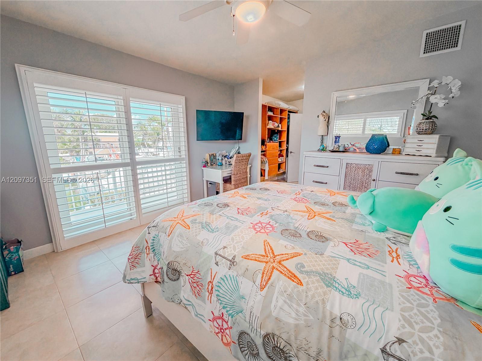 149 Harbor Dr