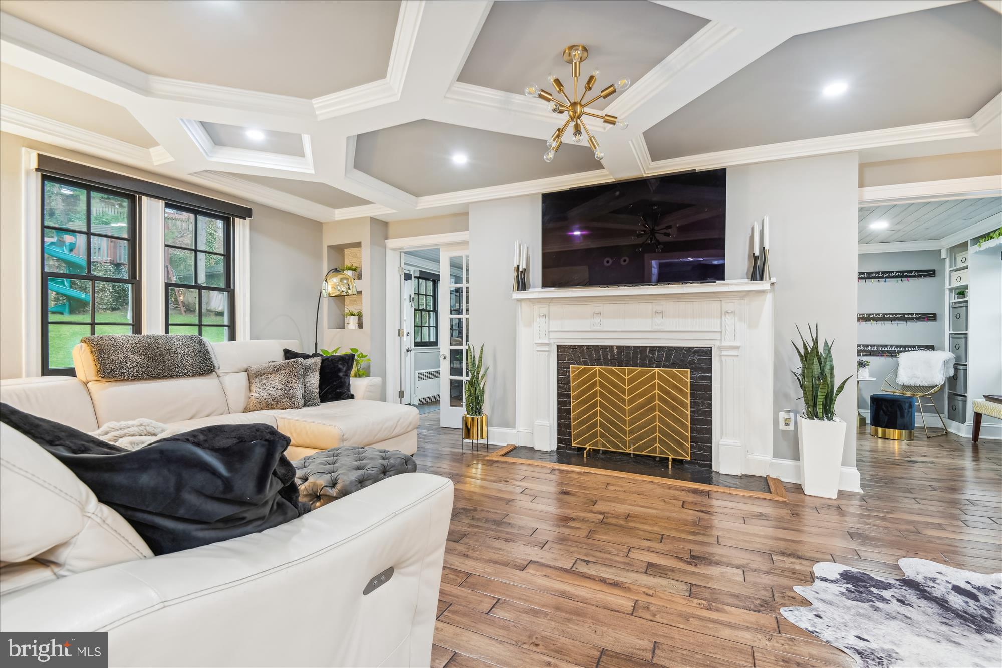 4313 Rugby Rd
