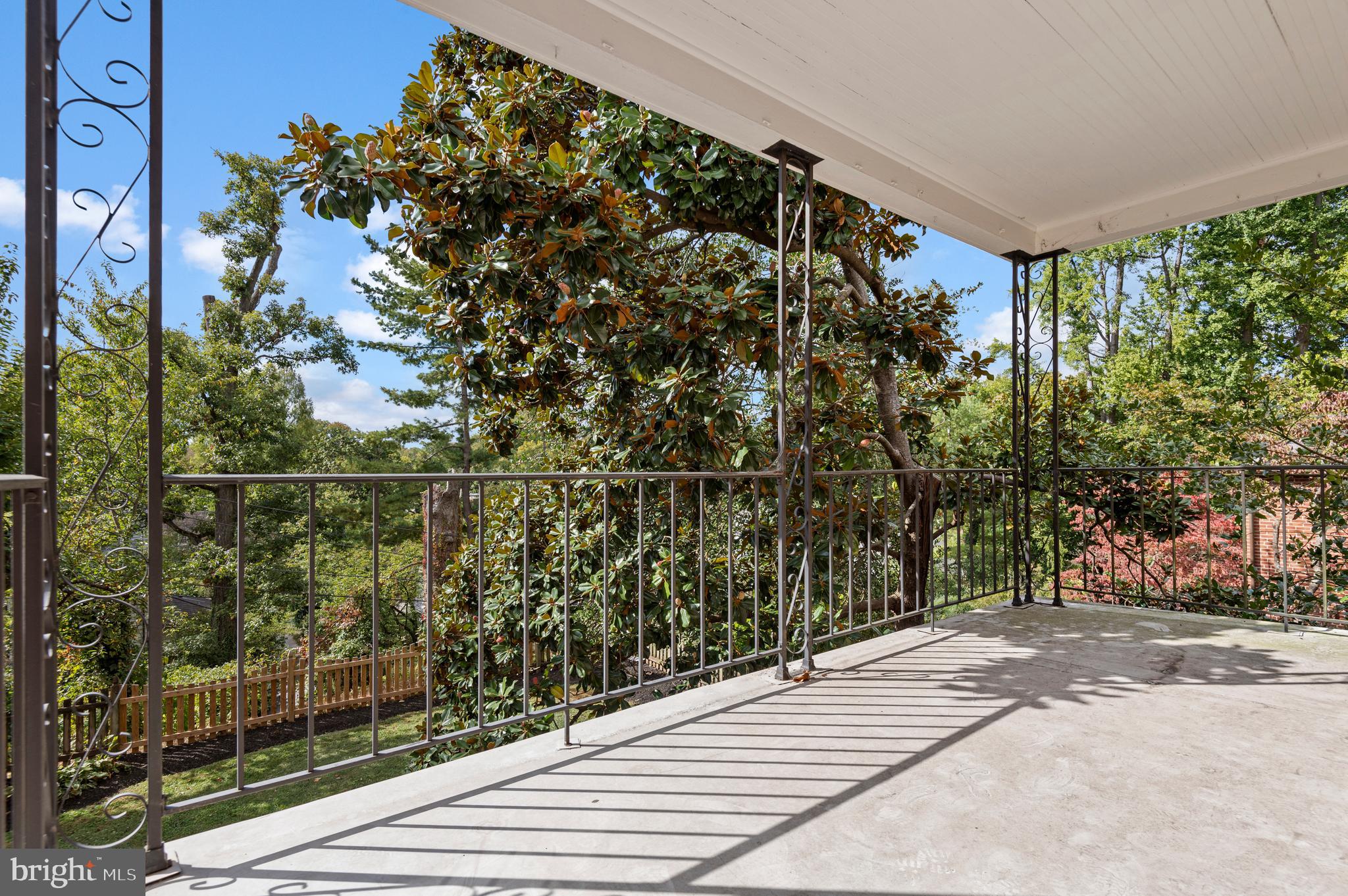 4334 N CHARLES STREET