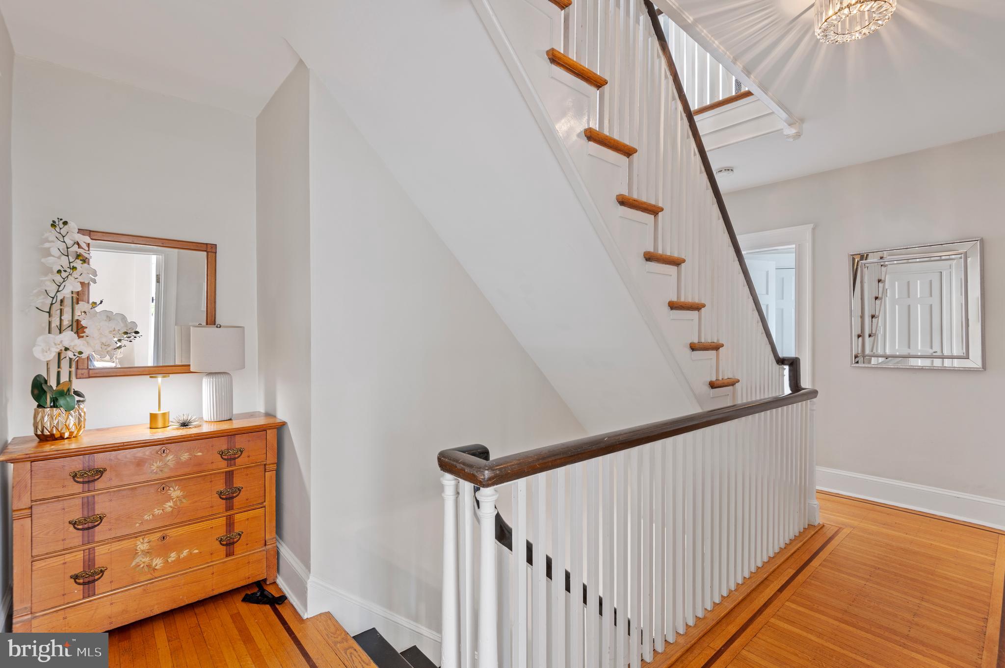 4334 N CHARLES STREET