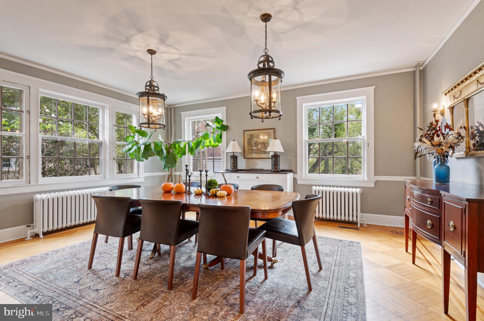 4334 N CHARLES STREET