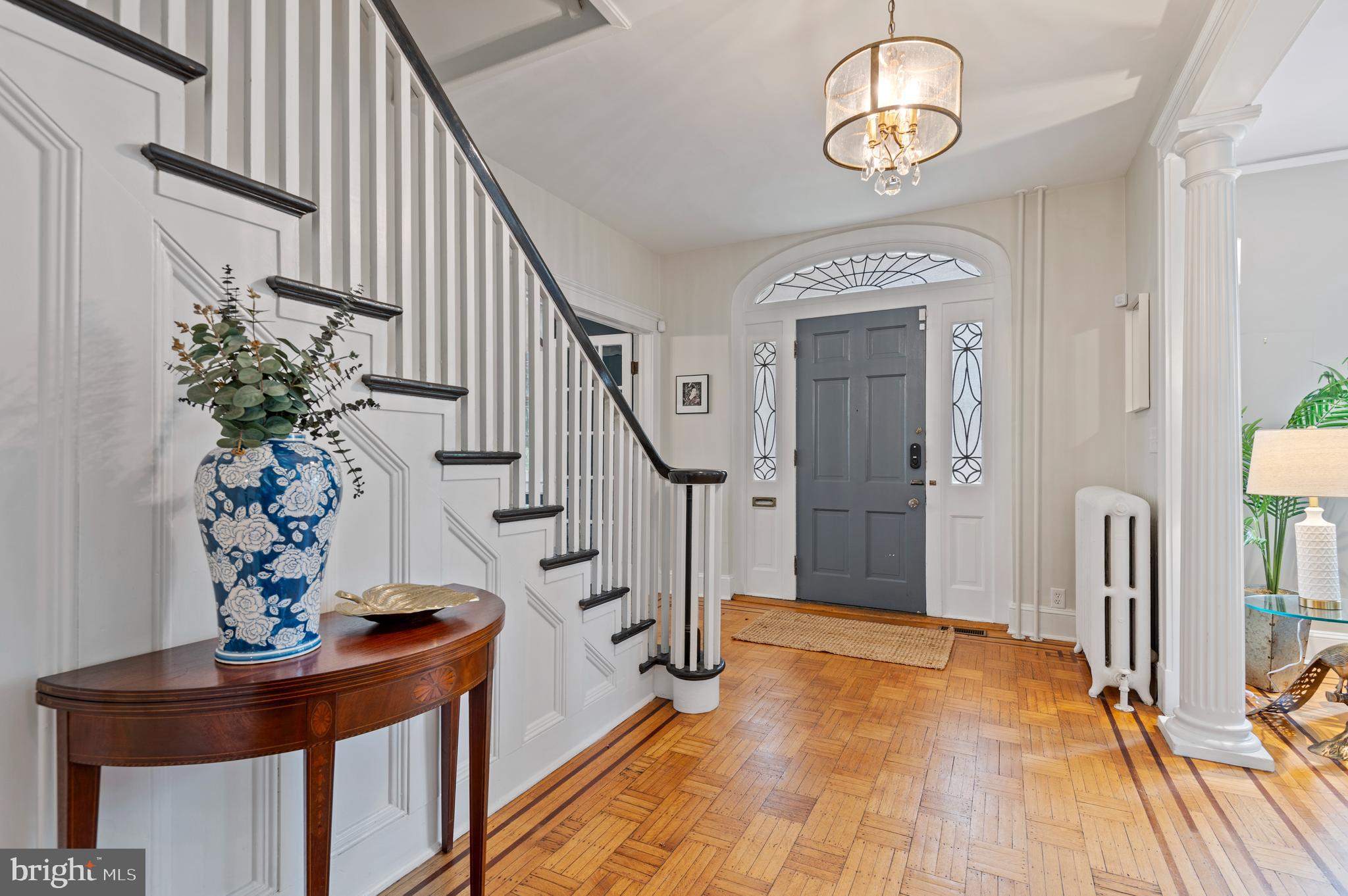 4334 N CHARLES STREET