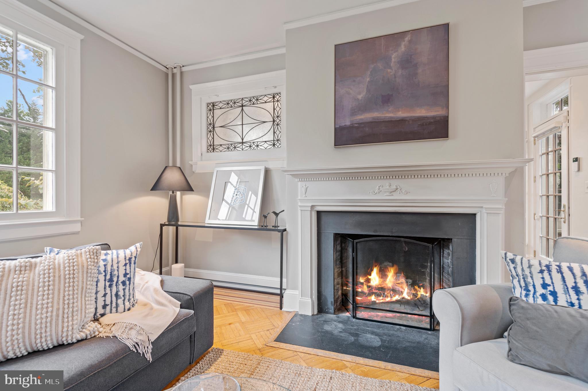 4334 N CHARLES STREET