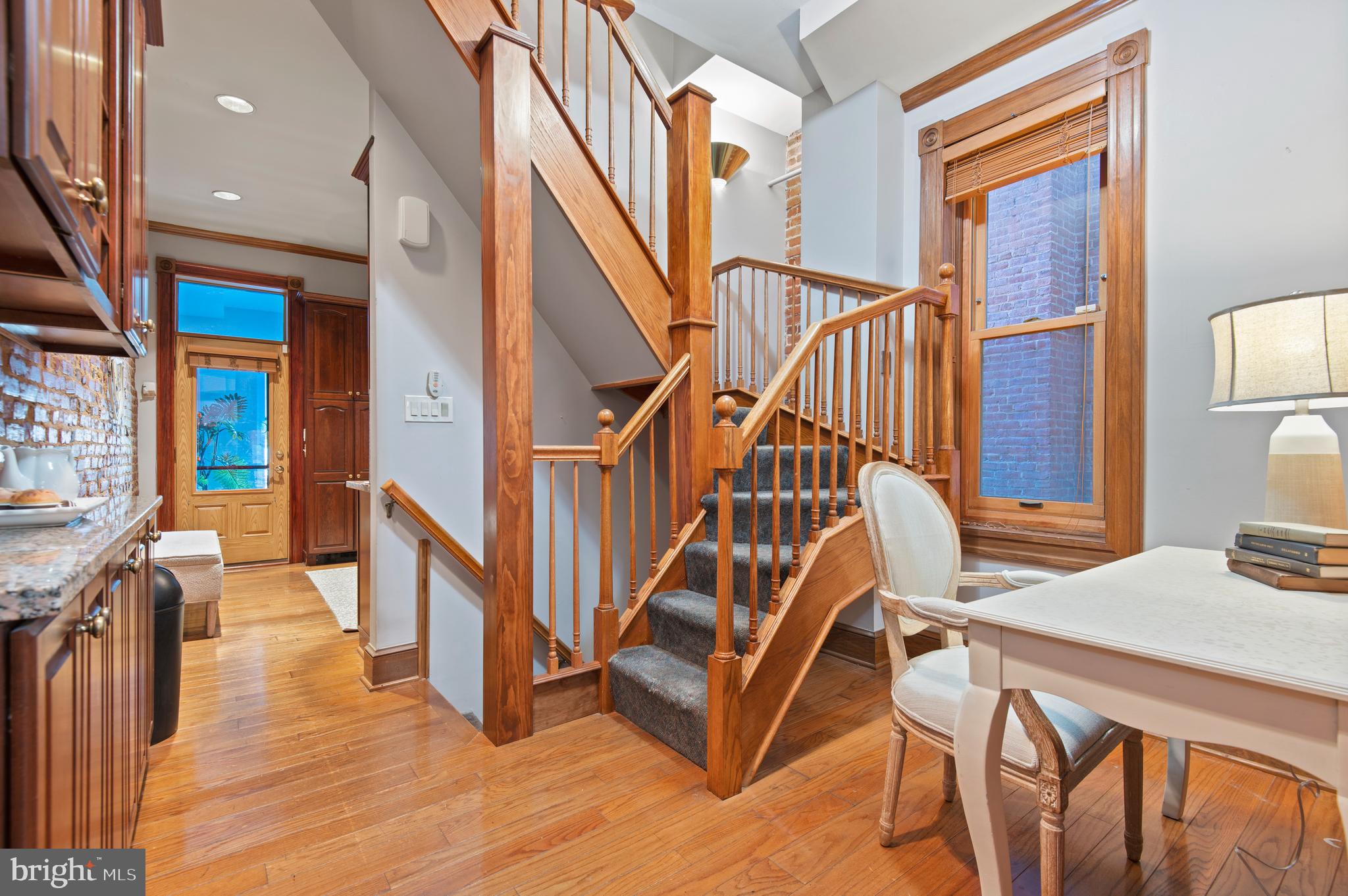 2838 SAINT PAUL STREET