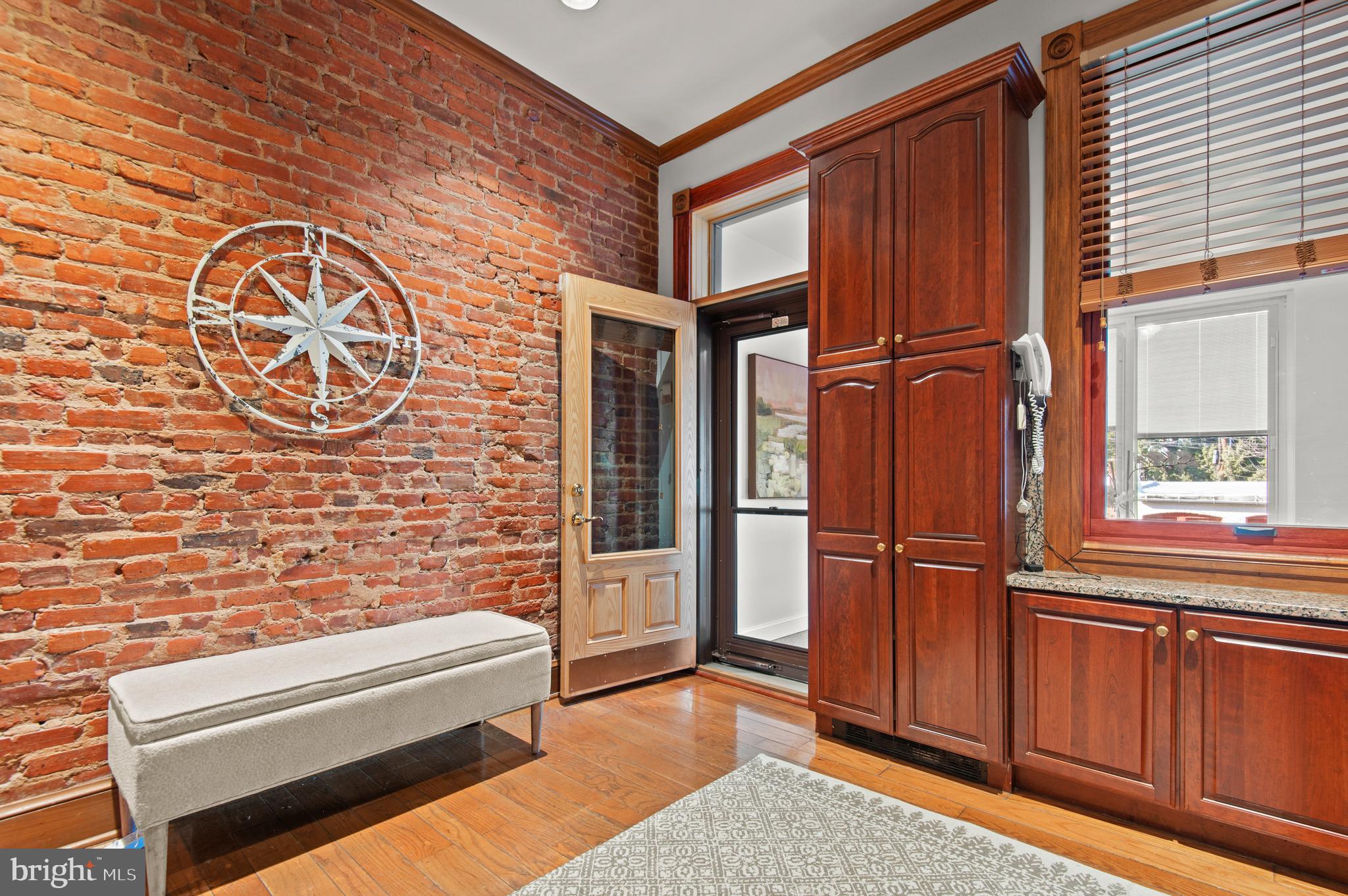 2838 SAINT PAUL STREET