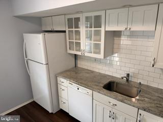 382 HOMELAND SOUTHWAY Unit: 2B