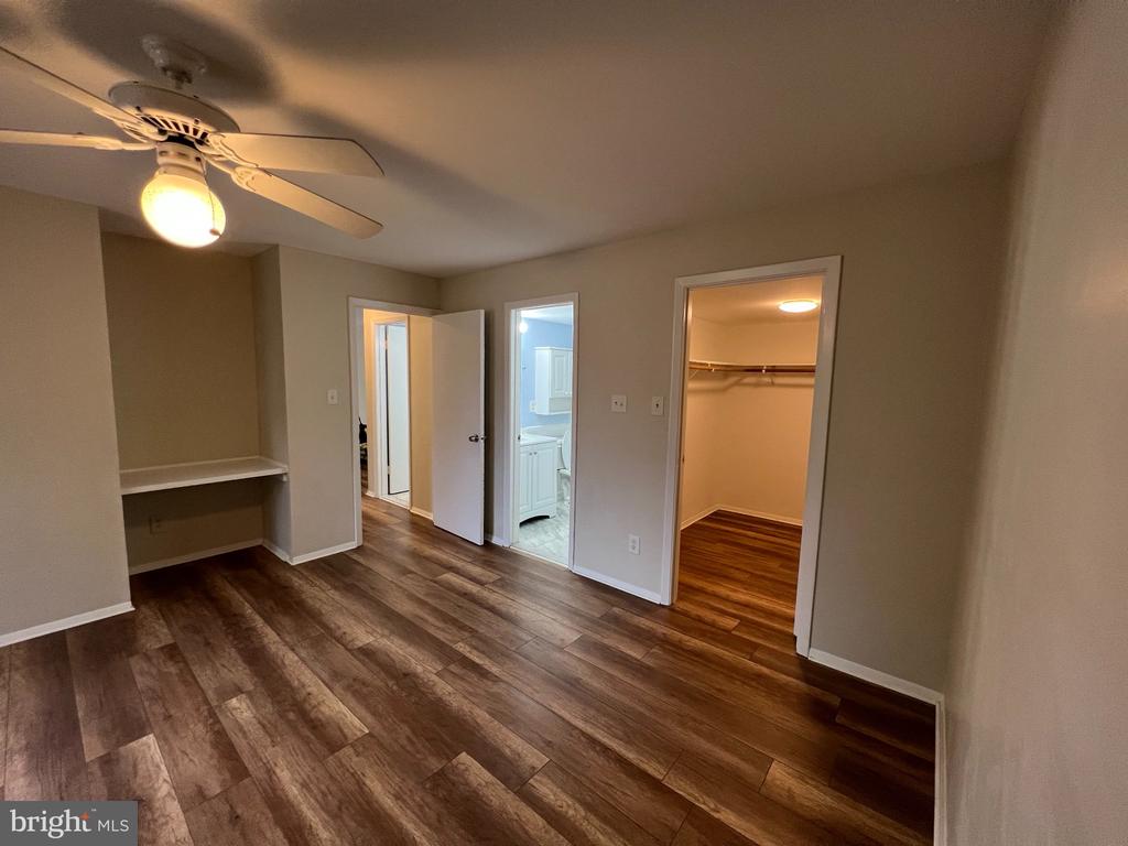 382 HOMELAND SOUTHWAY Unit: 2B