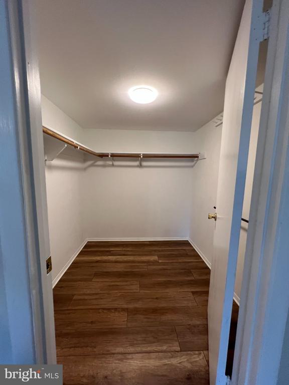 382 HOMELAND SOUTHWAY Unit: 2B