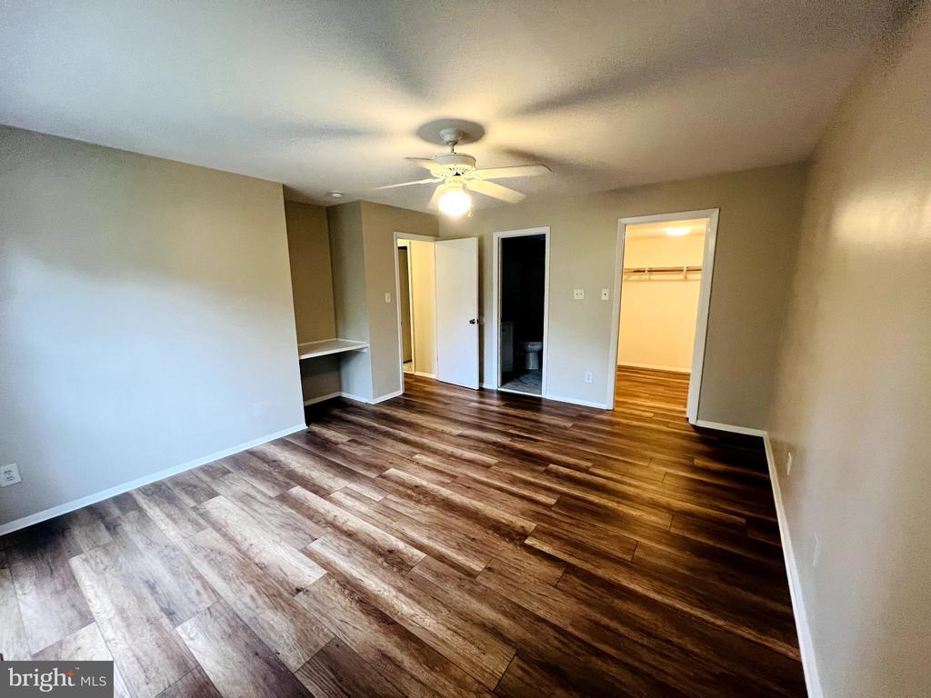 382 HOMELAND SOUTHWAY Unit: 2B