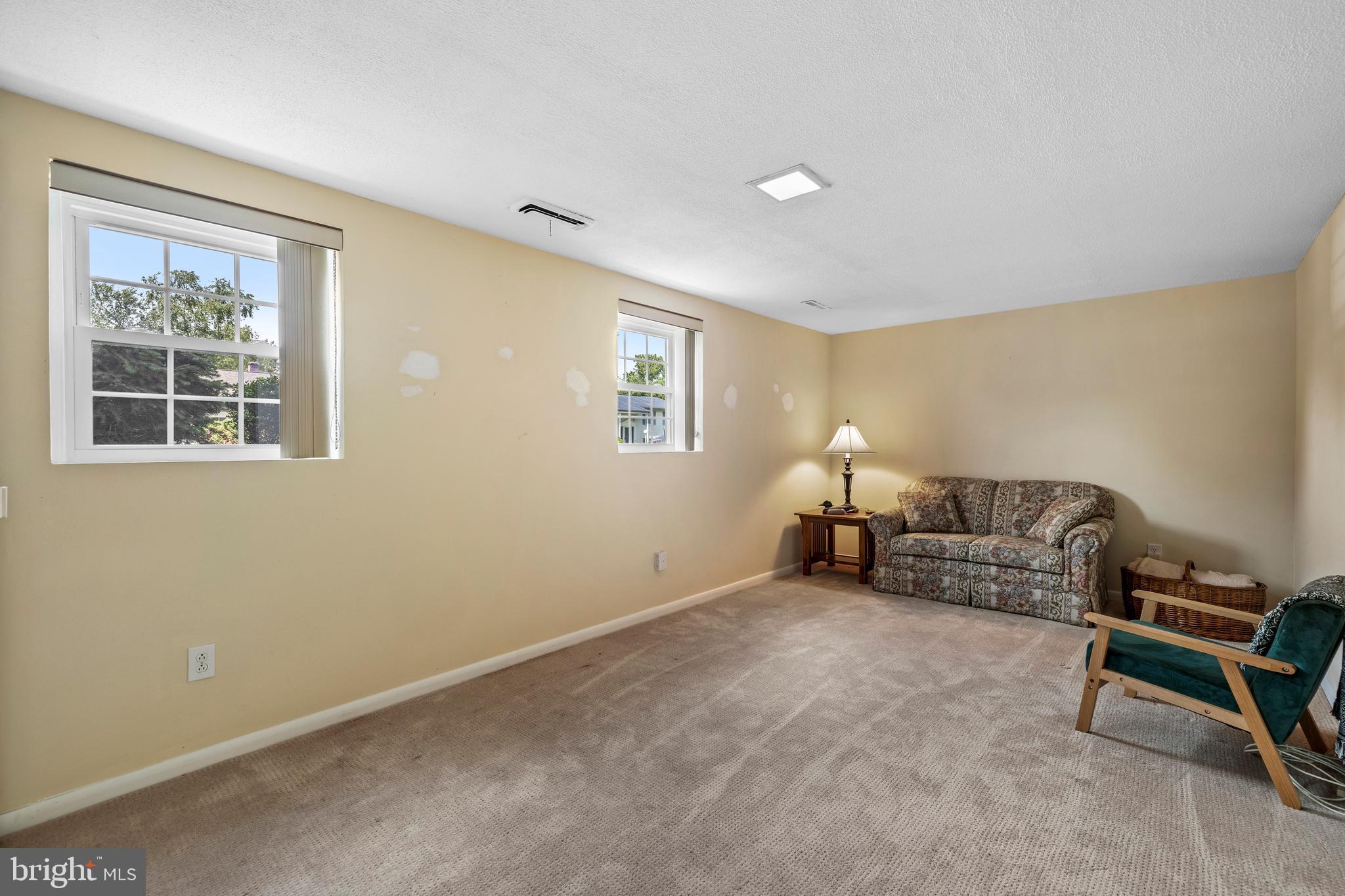 8209 Rider Ave