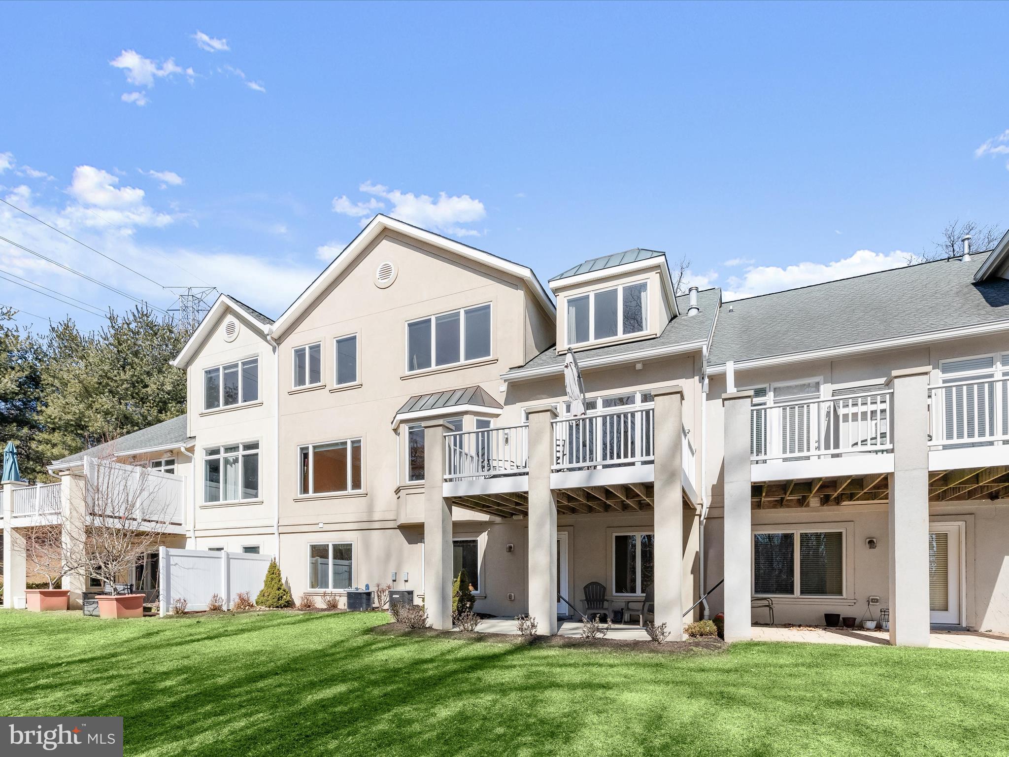 4 HARWICK COURT