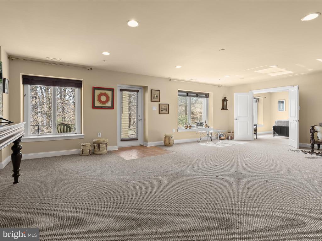 4 HARWICK COURT