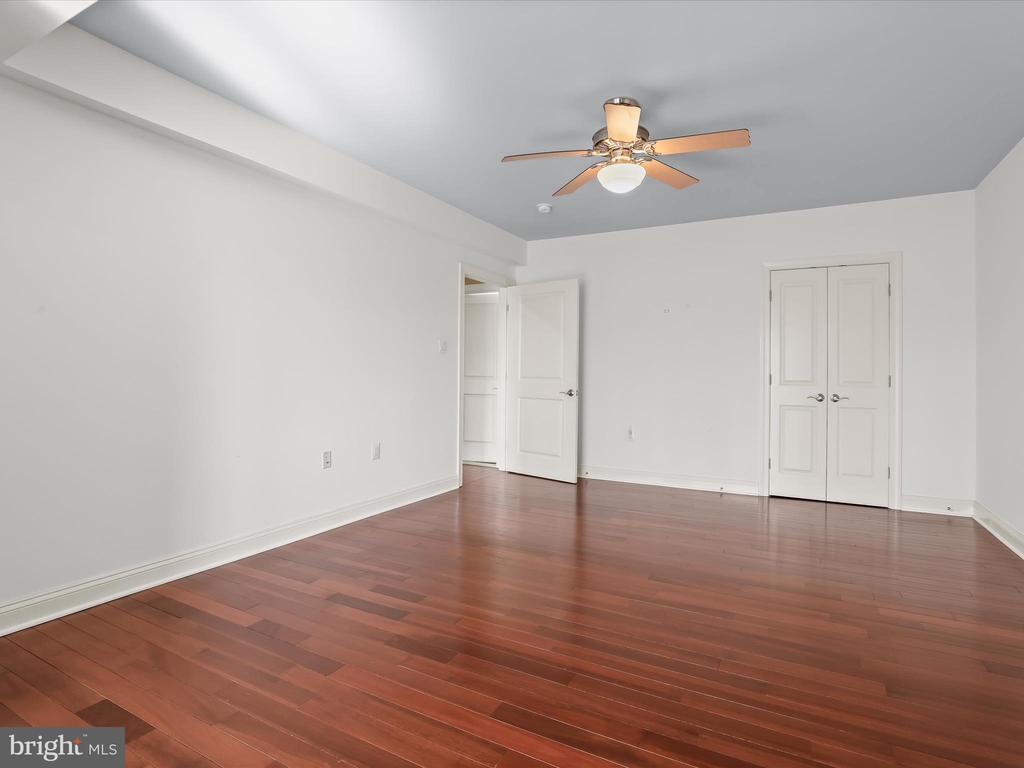 4 HARWICK COURT
