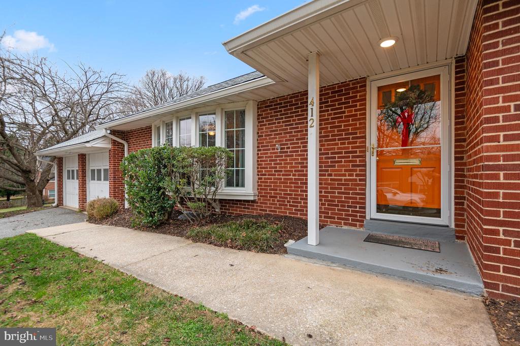 412 Range Rd