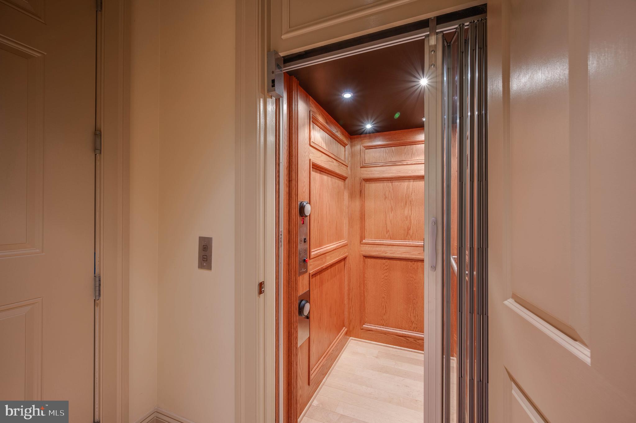 6507 ABBEY VIEW WAY 23