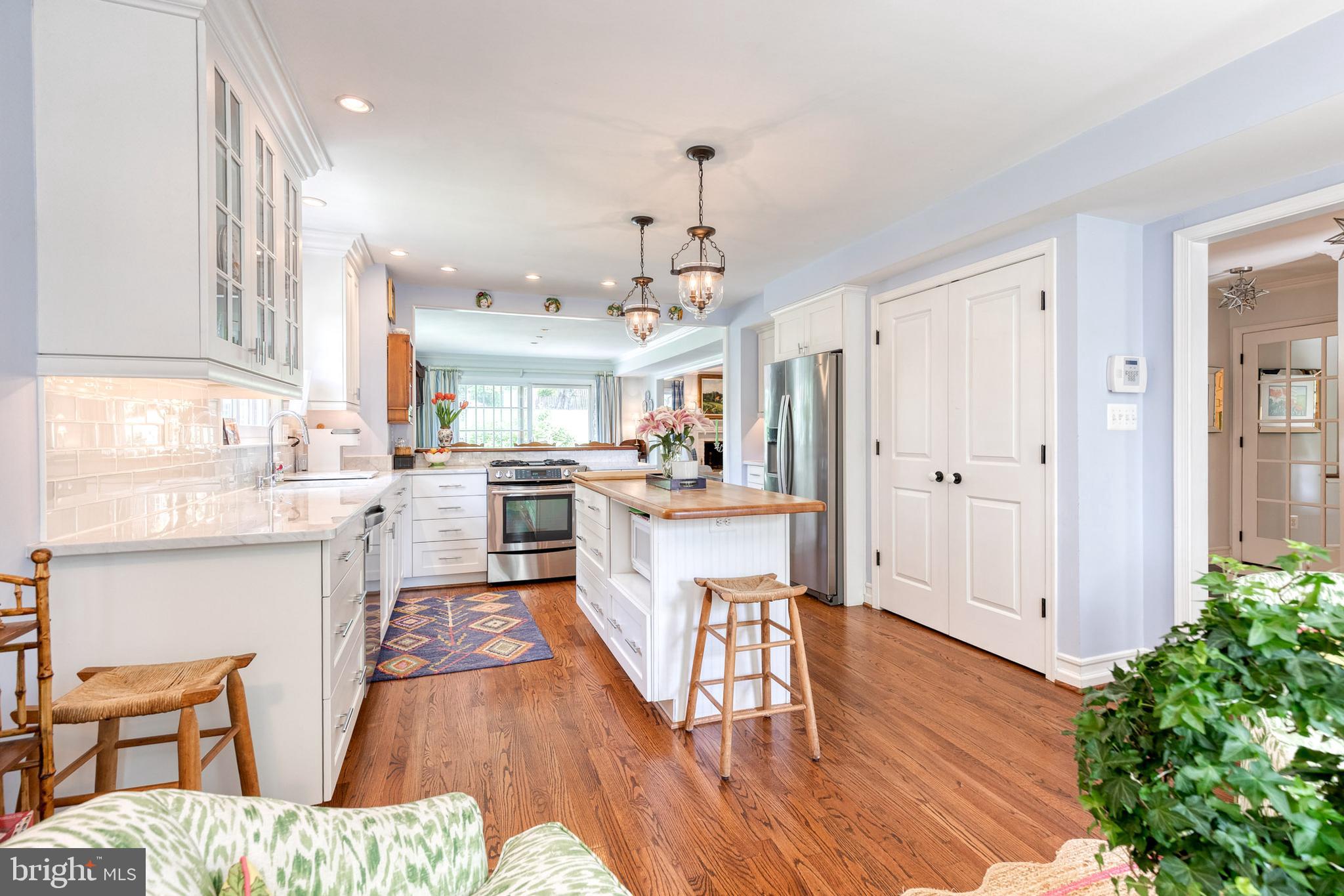 6621 WEYMOUTH COURT
