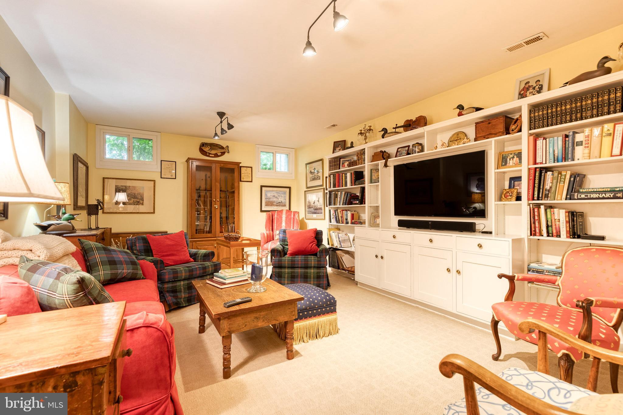 6621 WEYMOUTH COURT