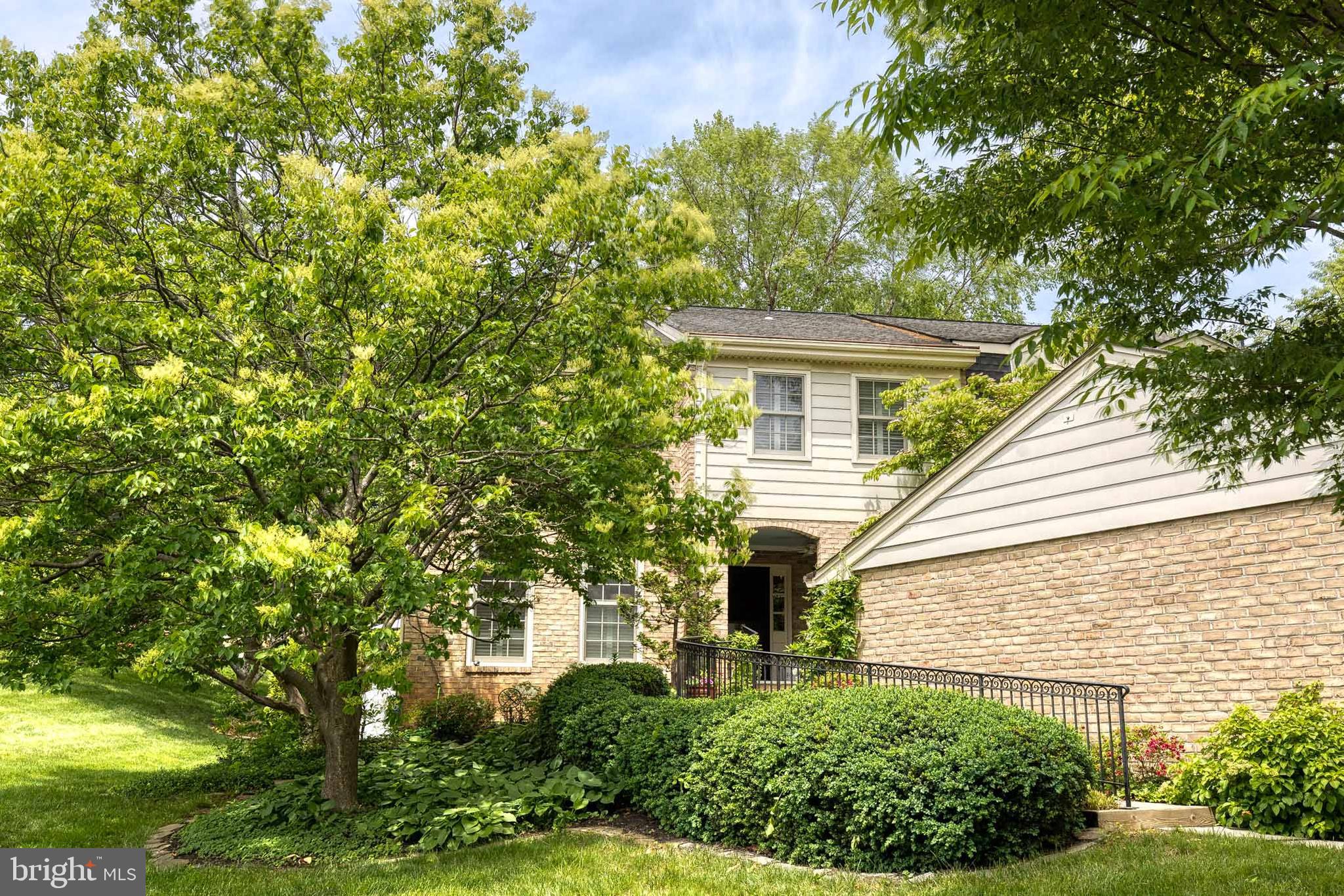6621 WEYMOUTH COURT