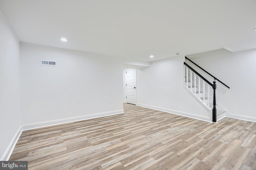 1028 WINSFORD ROAD