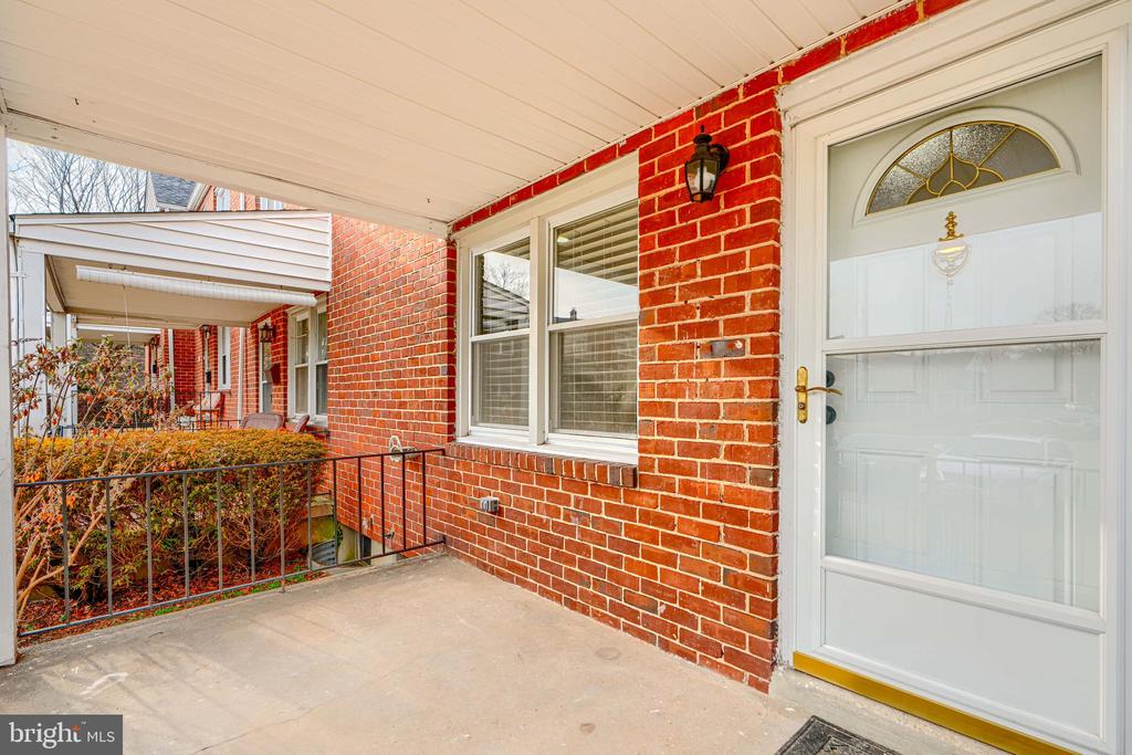 1028 WINSFORD ROAD