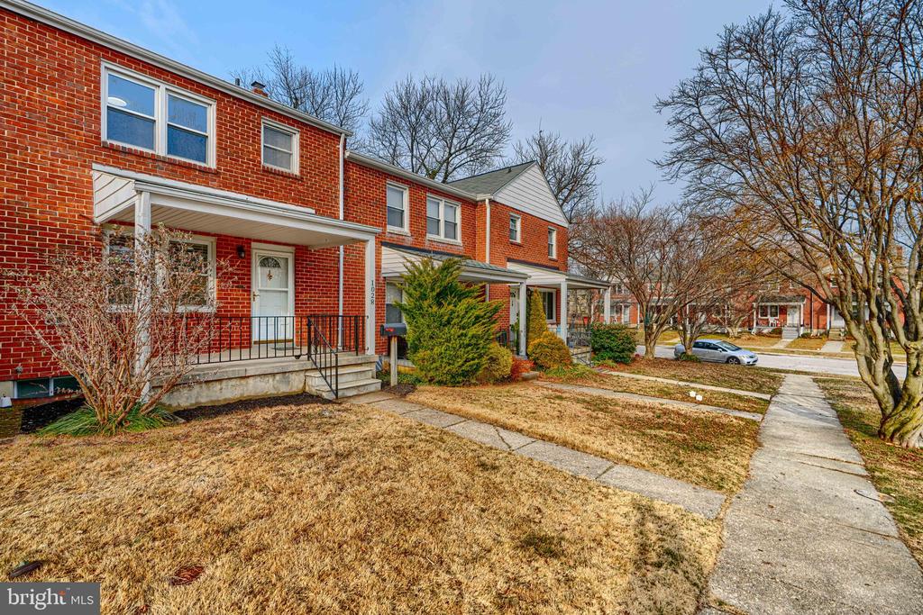 1028 WINSFORD ROAD