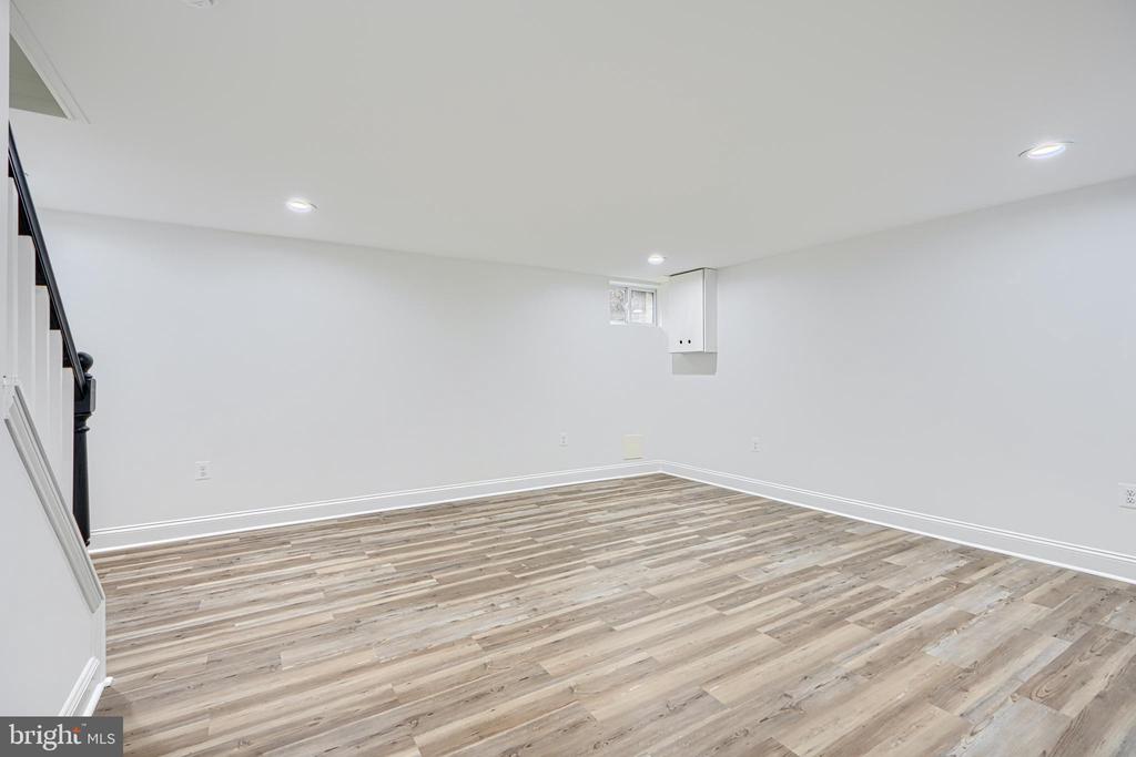 1028 WINSFORD ROAD