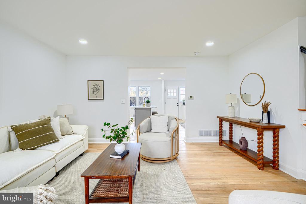 1028 WINSFORD ROAD