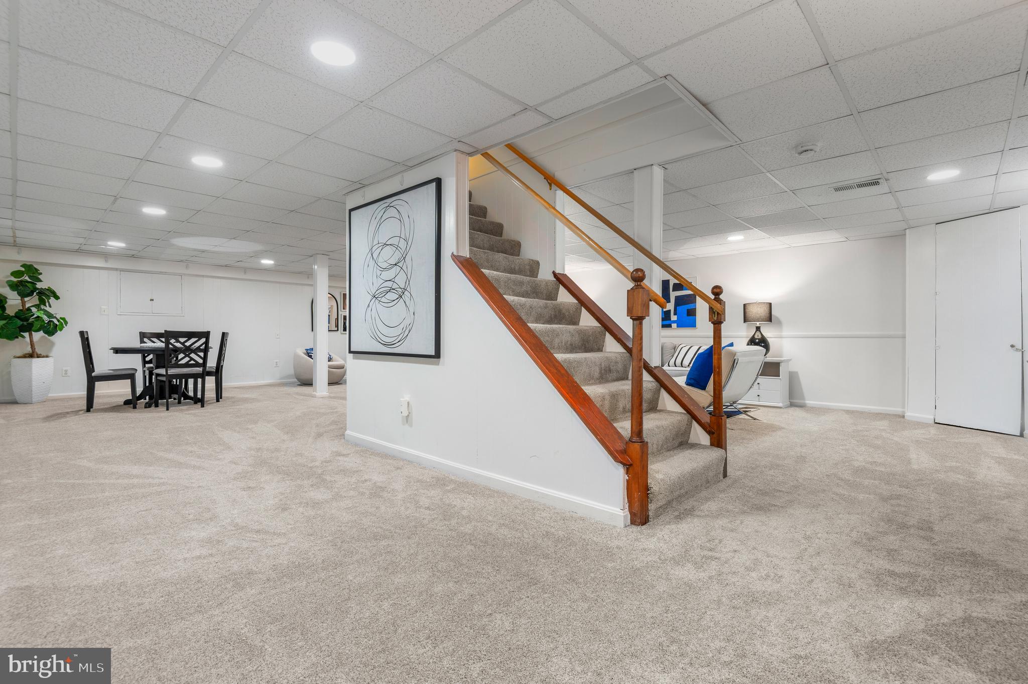 7815 ELLENHAM AVENUE