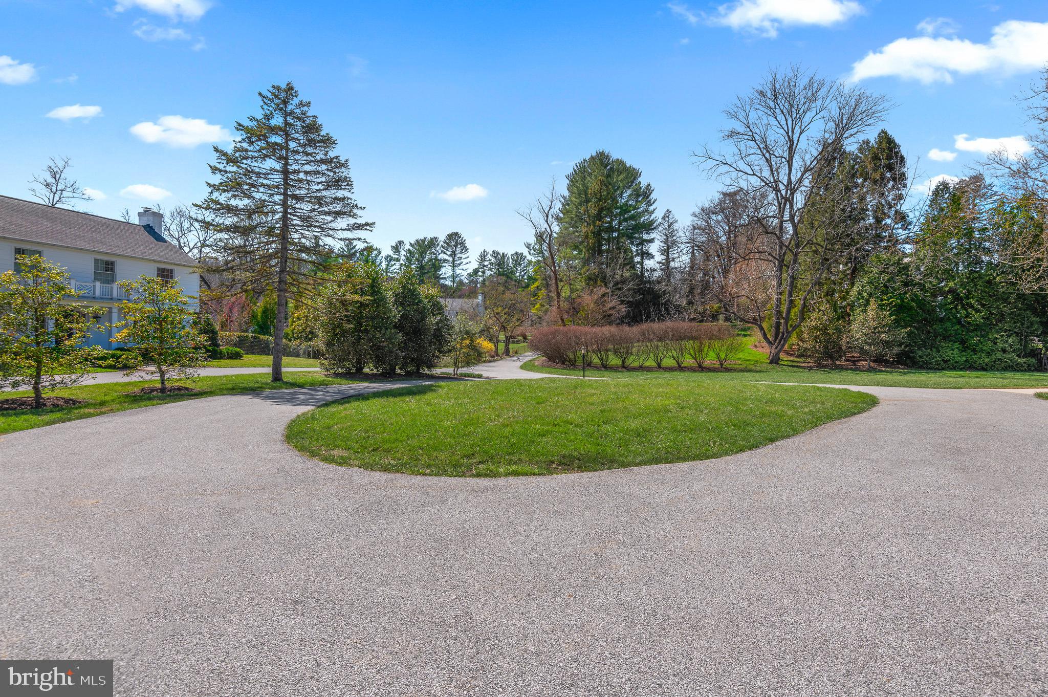 7815 ELLENHAM AVENUE