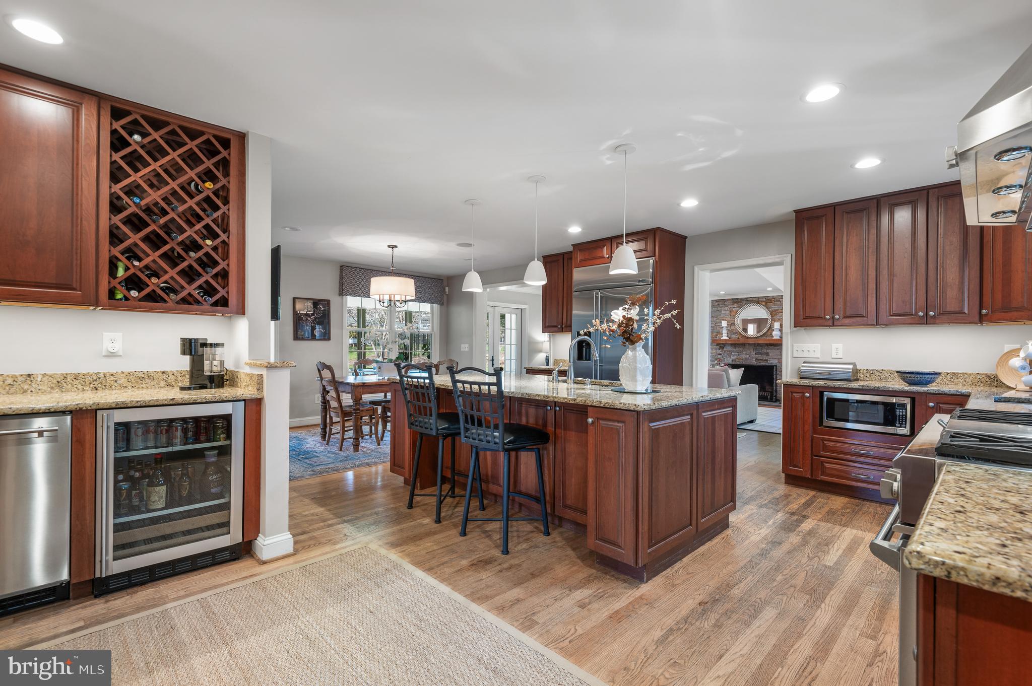 7815 ELLENHAM AVENUE