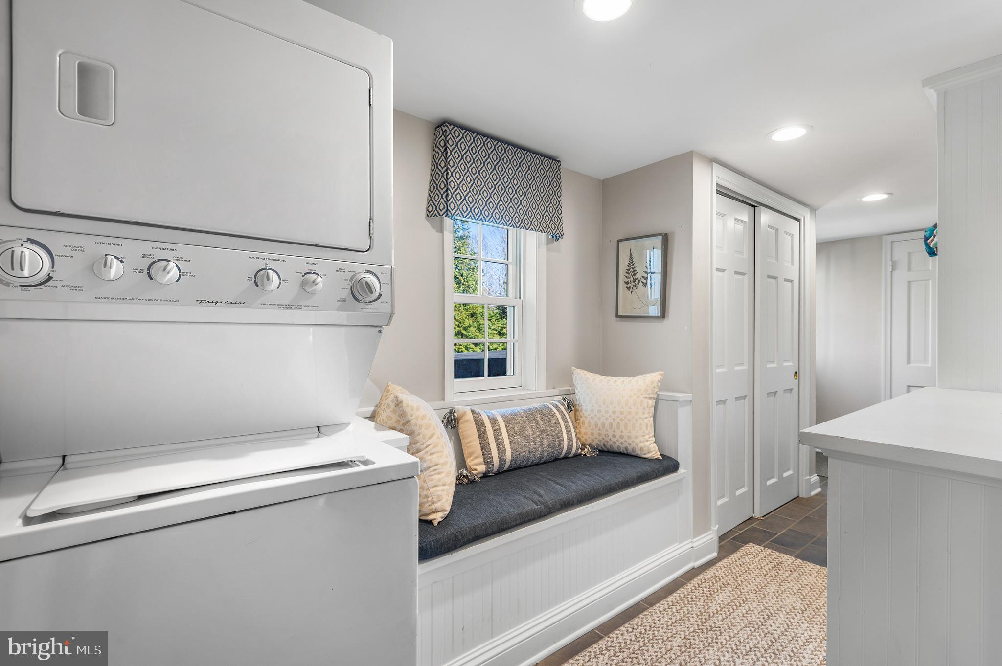 7815 ELLENHAM AVENUE