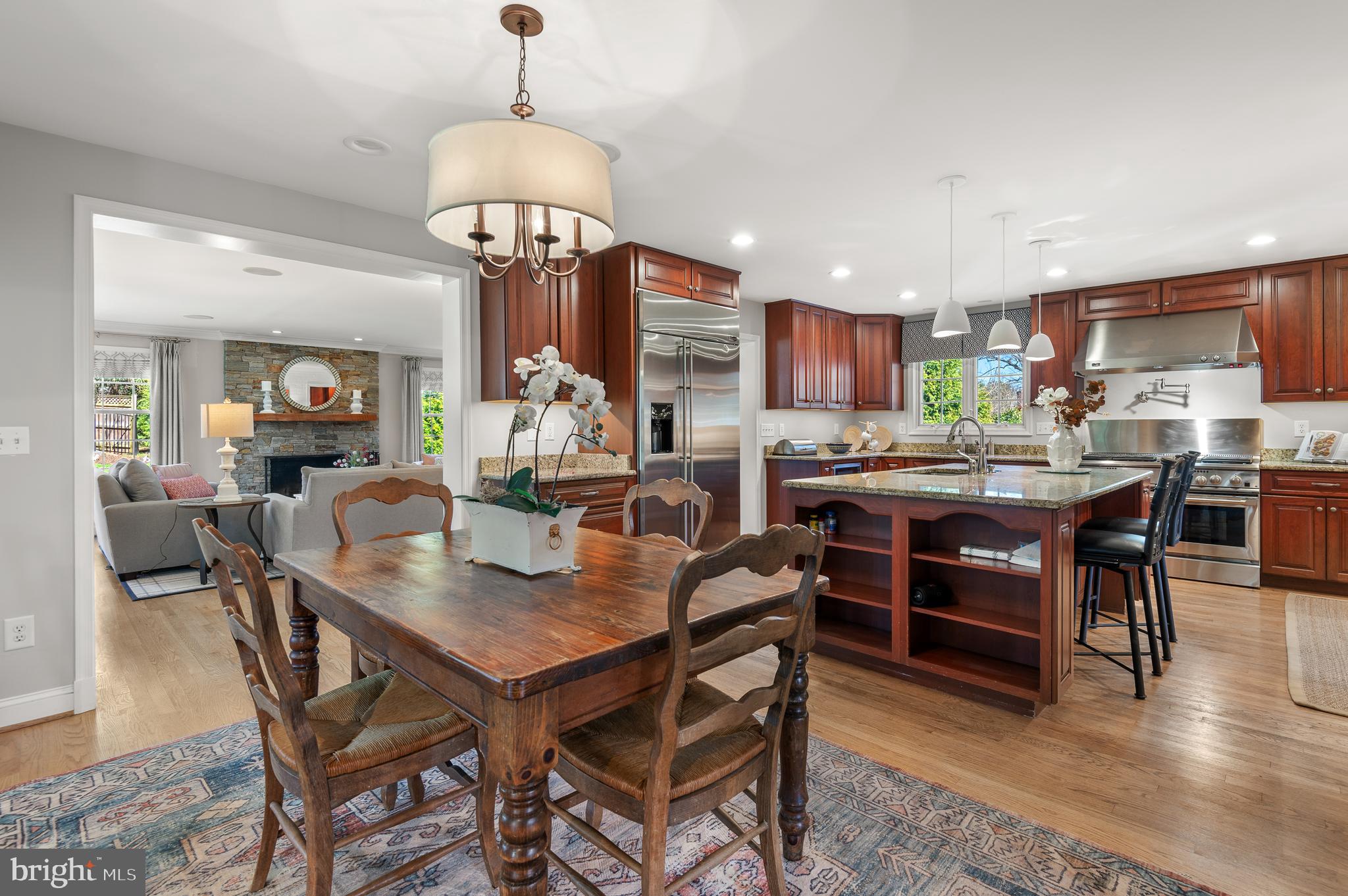 7815 ELLENHAM AVENUE