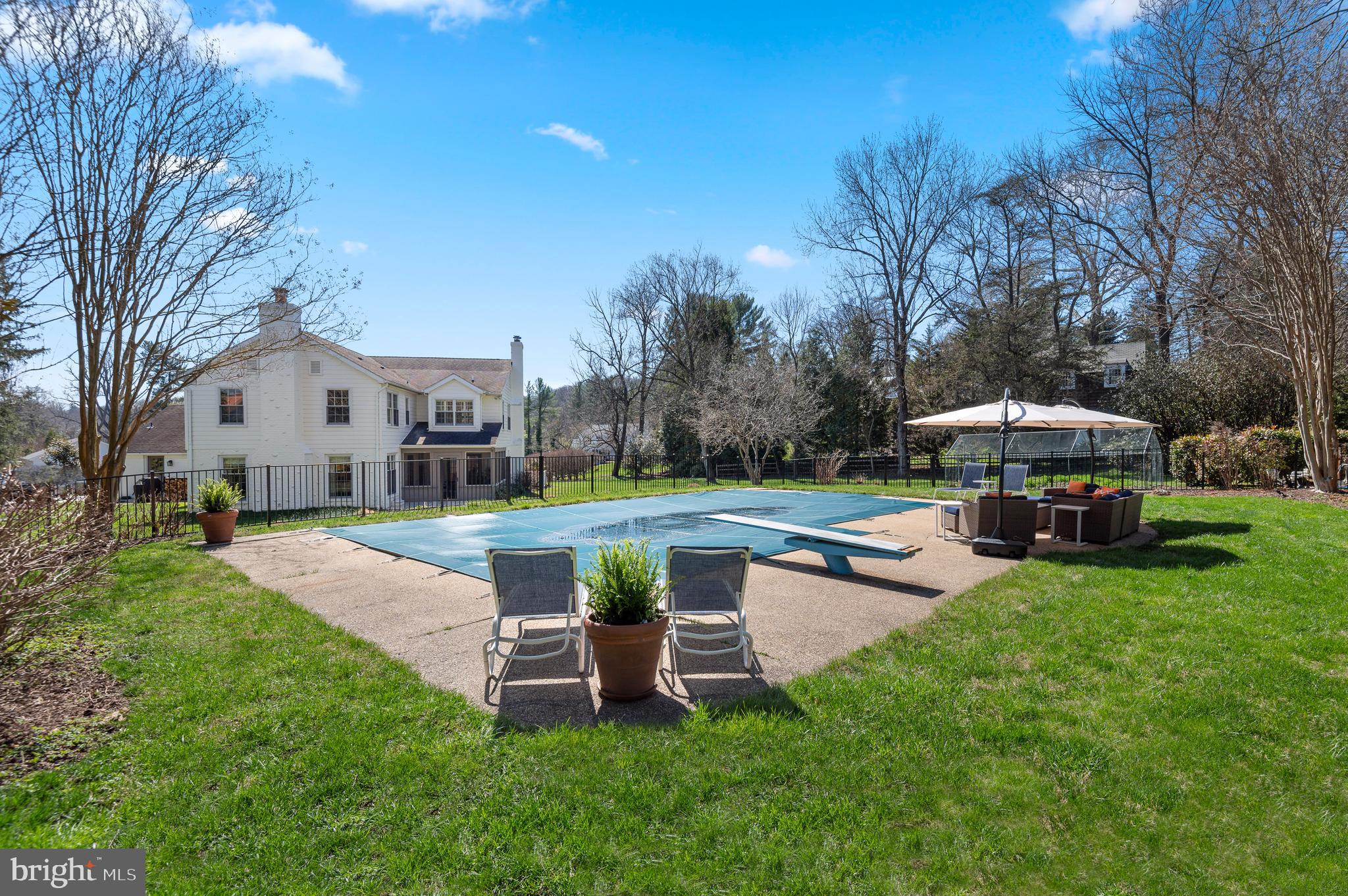 7815 ELLENHAM AVENUE