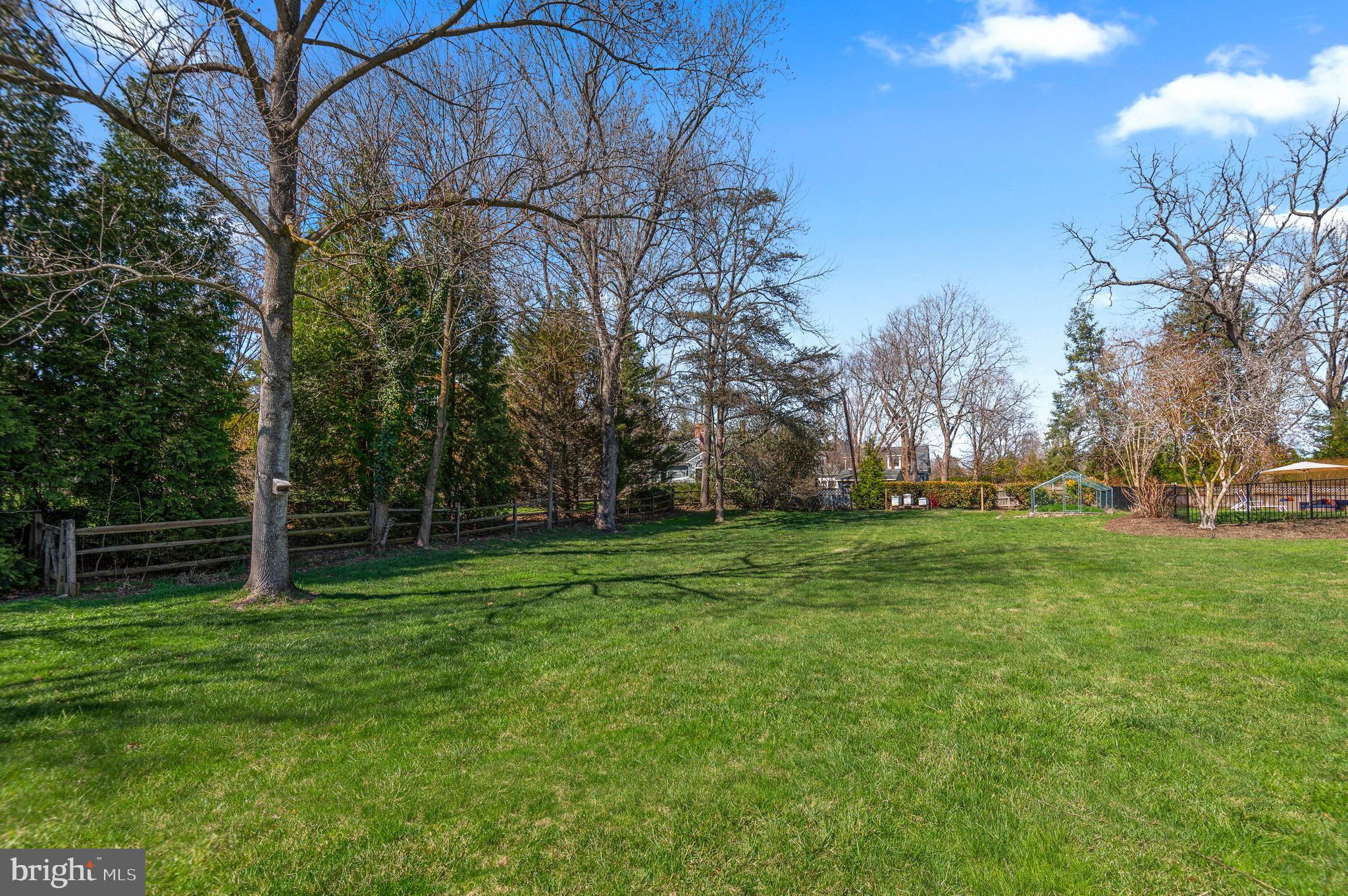 7815 ELLENHAM AVENUE