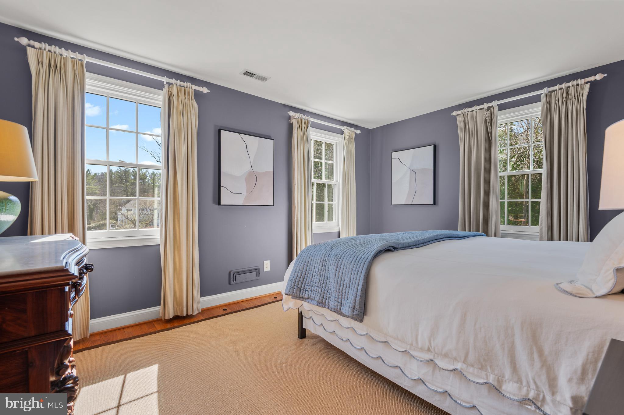 7815 ELLENHAM AVENUE