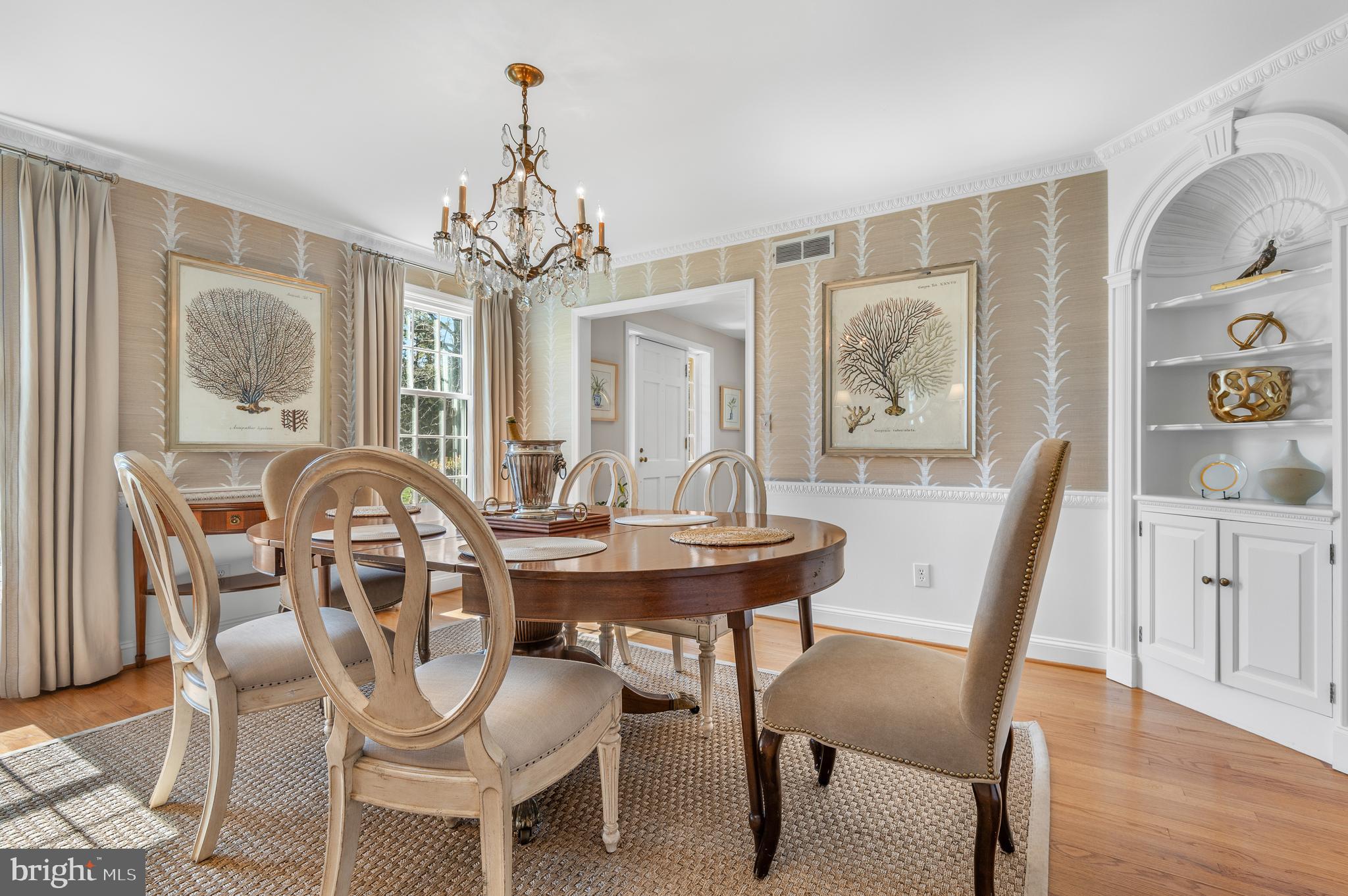 7815 ELLENHAM AVENUE