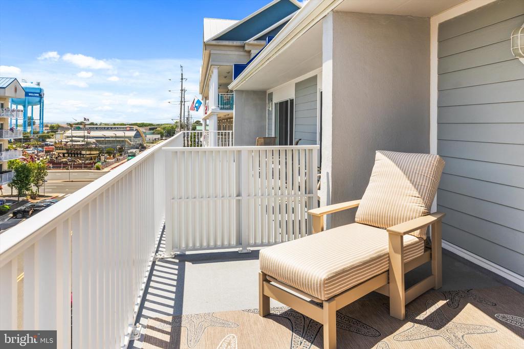 6 137TH STREET Unit: 303