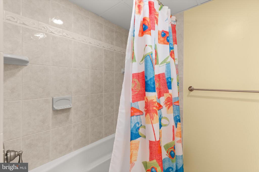 6 137TH STREET Unit: 303
