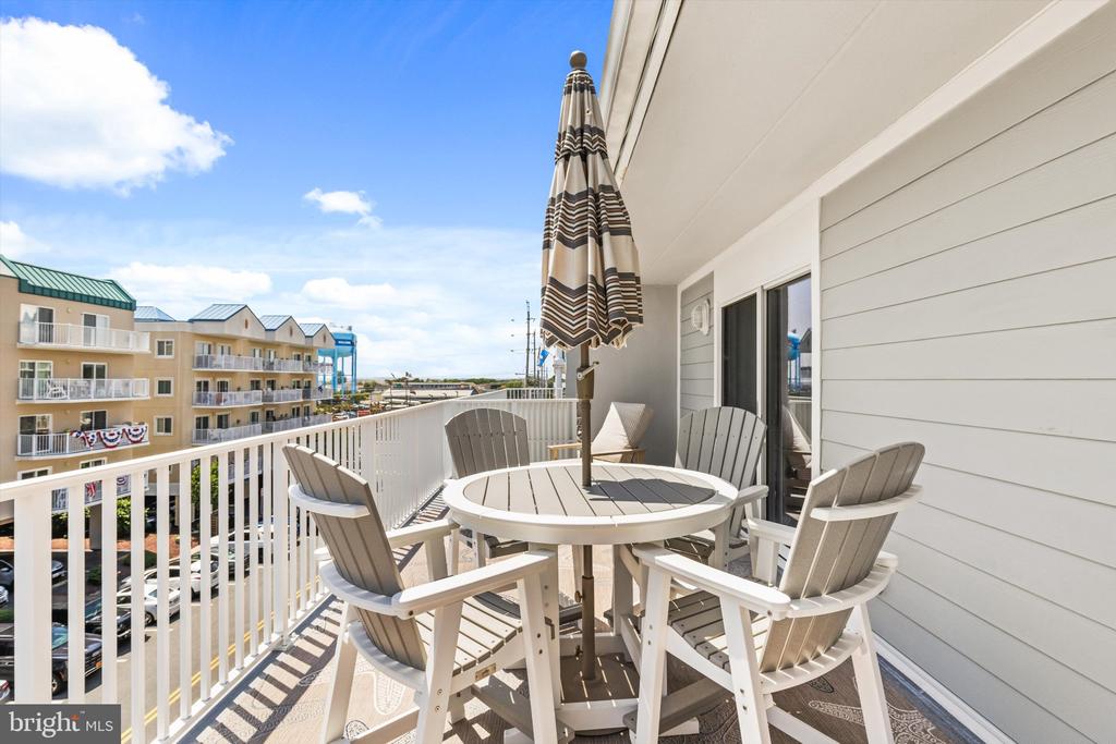 6 137TH STREET Unit: 303